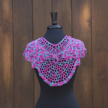 Load image into Gallery viewer, Fan Shell Shawlette Kit