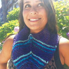 Load image into Gallery viewer, Darn Good Handkerchief Cowl Pattern