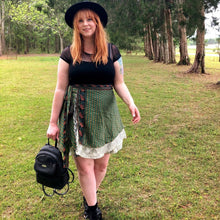 Load image into Gallery viewer, FALSE