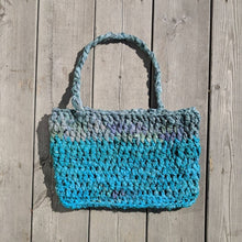 Load image into Gallery viewer, Sea Waves Beach Bag Crochet Pattern