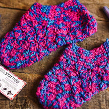 Load image into Gallery viewer, Silk Mer- Slippers Crochet Pattern