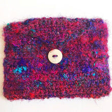 Load image into Gallery viewer, Sari Not Sorry Clutch Crochet Kit
